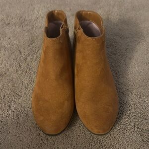 Cat & Jack Tan Kids Boots